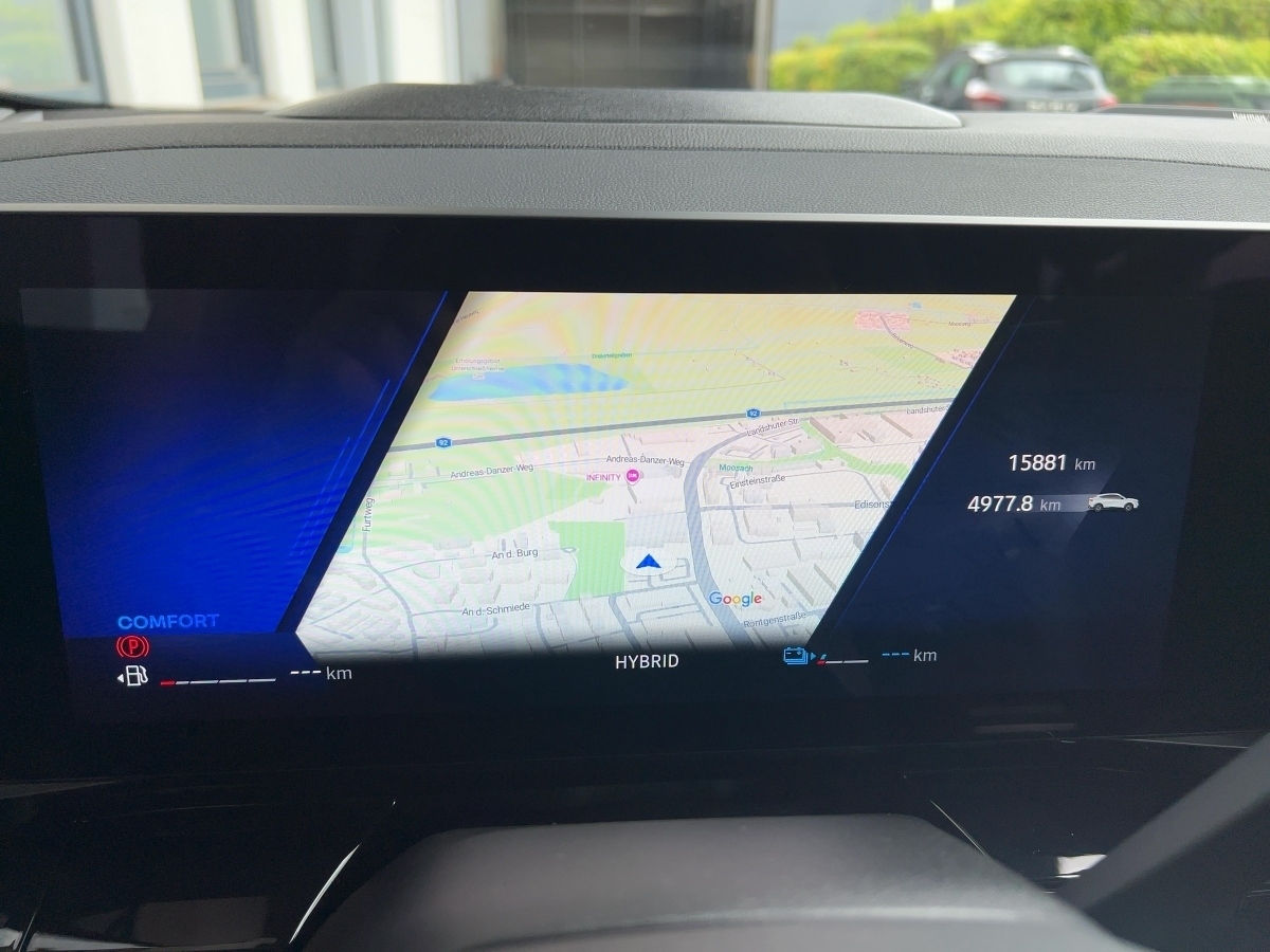 Atelier Alpine Plug-in Hybrid 300 4x4